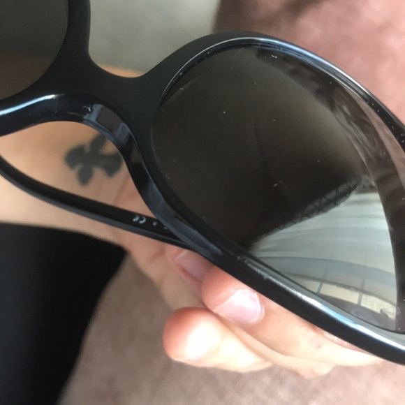 SOLD🙌🏼🙌🏼🙌🏼 Chanel sunglasses! - Picture 7 of 8